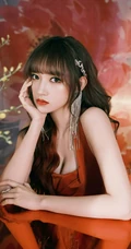 程潇气质玫瑰红露背短裙着身气质写真图片