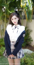 气质女生柴婉艺日系JK制服袜装穿搭气质清新居家小院室内写真套图