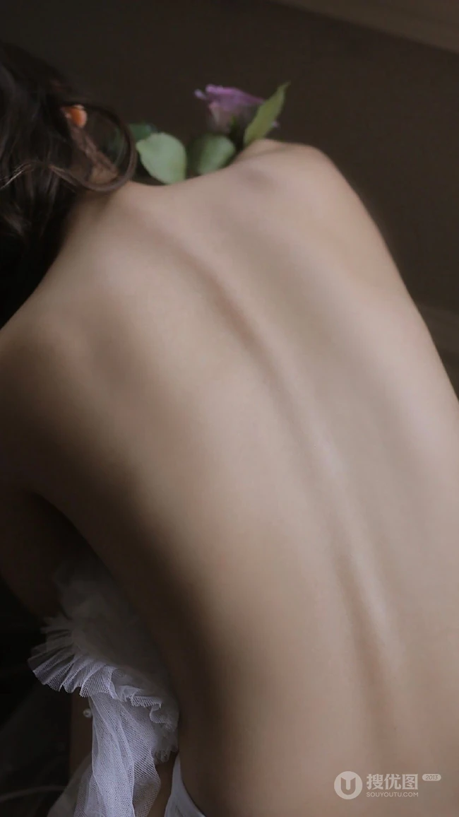 裸背性感少女唯美艺术私房摄影写真手机壁纸图片