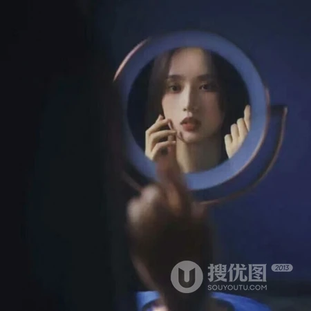 2021年最潮真人情侣一人一半专用头像，超好看的热恋，恩爱情侣左右配对头像图片