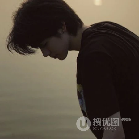 2021最潮最火的冷酷帅气侧脸真人男生头像图片 不虚情假意，怎配朝三暮四