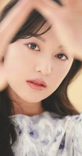 韩国女演员金智媛化身精致女人最新优雅气质穿搭写真图片