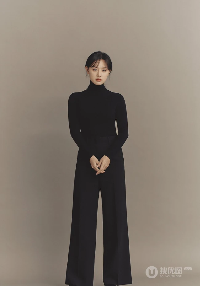 韩国女演员金智媛化身精致女人最新优雅气质穿搭写真图片