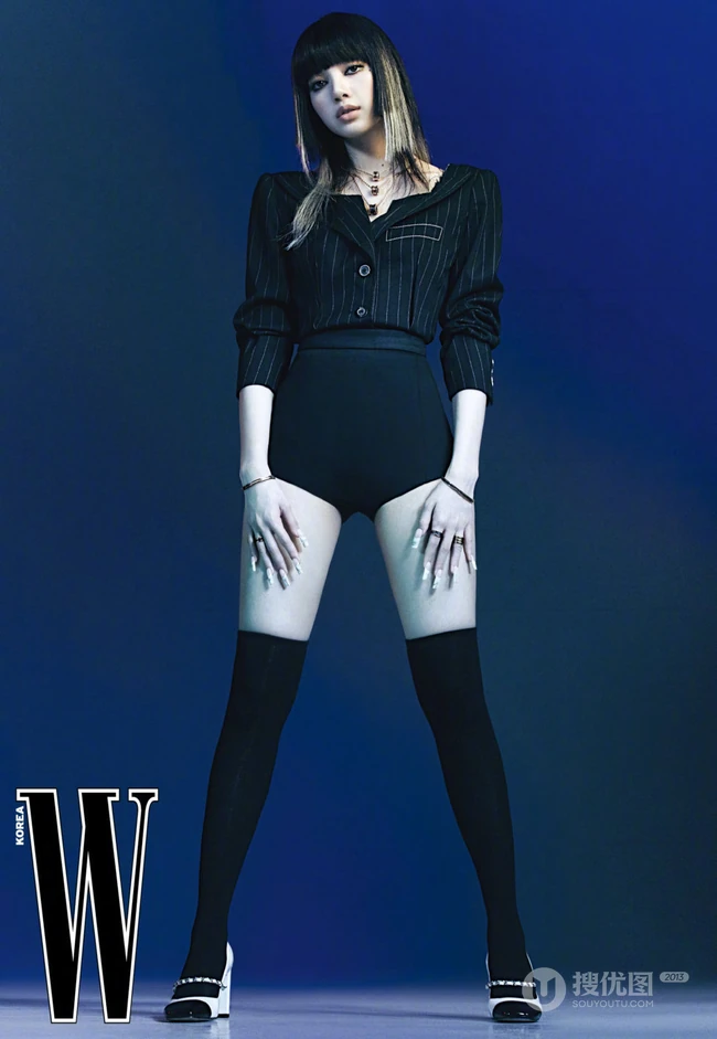 Lisa气质酷飒挑染发型搭配多套服饰登杂志写真图片