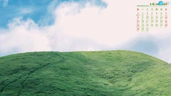 2021年8月日历壁纸，小清新，高山，草原唯美背景8月日历图片