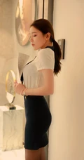 半夜还被叫去加班的气质职业装短裙袜装知性夏西cici魅力十足柔美写真套图