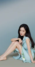 女生杨幂手拿小扇搭配气质国潮风蓝色国风长裙优雅写真照