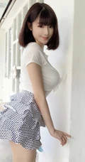 长得好像充气娃娃般的气质匀称马来西亚女生香儿户外街拍甜美生活照图集