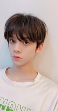 00后小帅哥左航，TF家族练习生左航精选写真，生活照图片