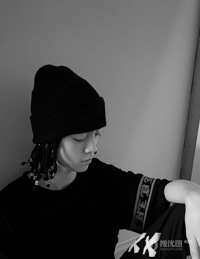 00后小帅哥左航，TF家族练习生左航精选写真，生活照图片