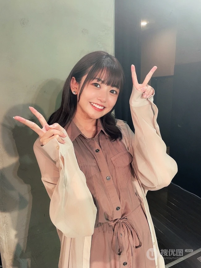 清新甜美，女友感爆棚的邻家气质少女武田雏步笑容超甜写真生活照图片