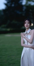 李一桐气质白色礼裙连衣裤穿搭傍晚街拍写真气质美照