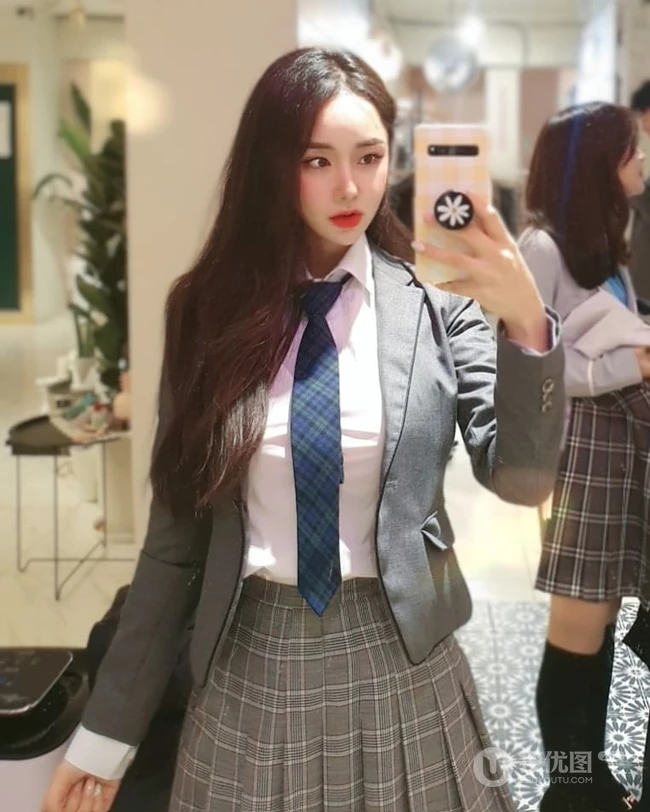 身形匀称超气质韩国网红女生模特精选气质写真，自拍，生活照图片集