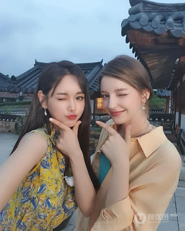 身形匀称超气质韩国网红女生模特精选气质写真，自拍，生活照图片集