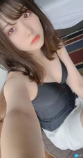 性感少女系列手机壁纸，2021年8月10精选少女手机壁纸杂图集