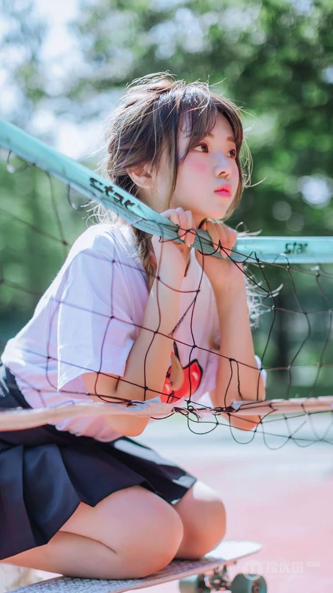 性感少女系列手机壁纸，2021年8月10精选少女手机壁纸杂图集