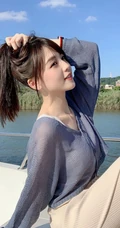 性感少女系列手机壁纸，2021年8月10精选少女手机壁纸杂图集