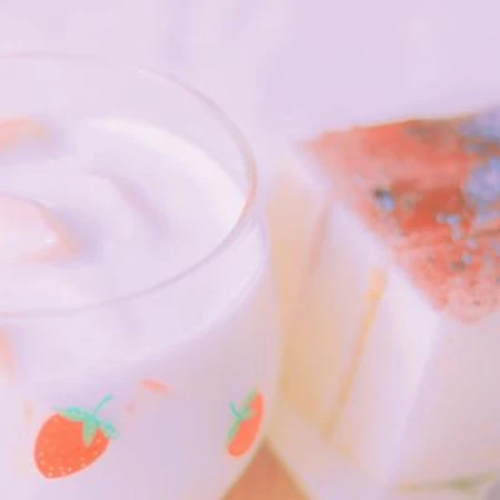 糖果色，少女心，少女专属爱心满满的美味甜点，蛋糕，饮料等点心背景图片