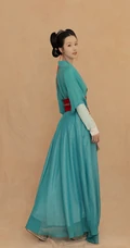 陈都灵古风侍女装扮，宛若画中人，古朴温雅气质写真美图