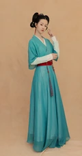 陈都灵古风侍女装扮，宛若画中人，古朴温雅气质写真美图