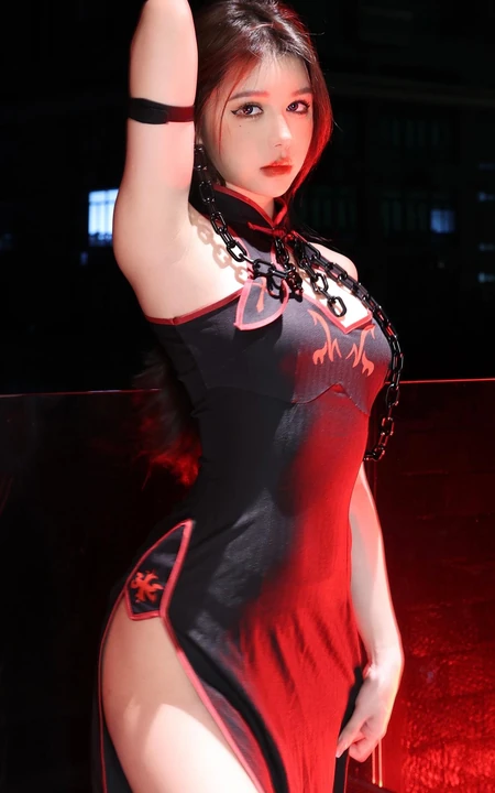穿暗红色开叉旗袍连衣裙的凹凸有致性感美女高清手机壁纸图片