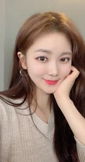 酷爱健身，身材超好的韩国女生气质运动装，休闲装，自拍生活照图集欣赏