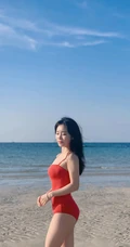 酷爱健身，身材超好的韩国女生气质运动装，休闲装，自拍生活照图集欣赏