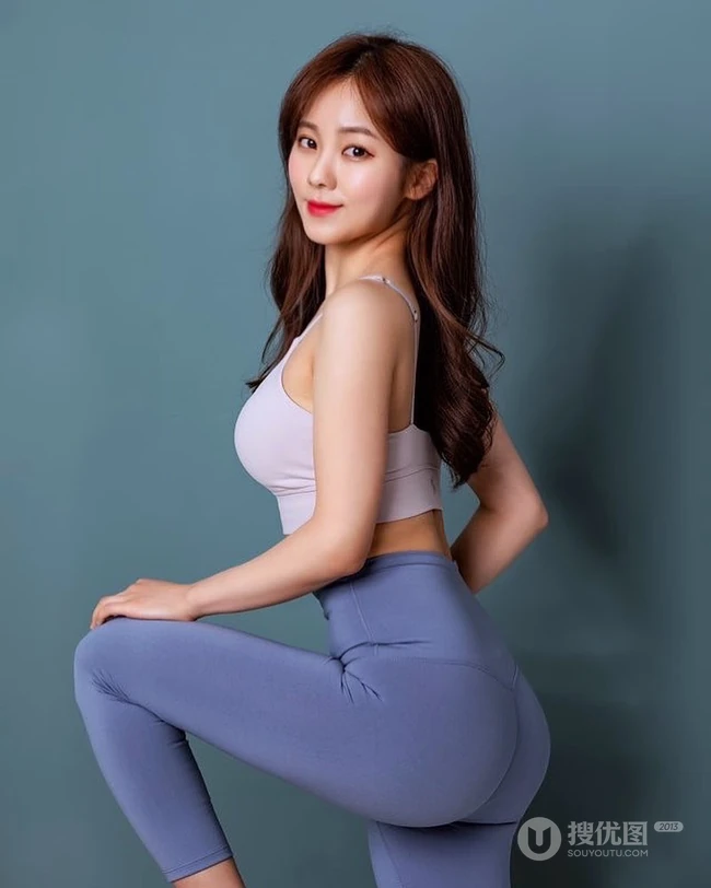 酷爱健身，身材超好的韩国女生气质运动装，休闲装，自拍生活照图集欣赏