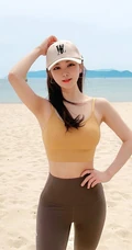 酷爱健身，身材超好的韩国女生气质运动装，休闲装，自拍生活照图集欣赏