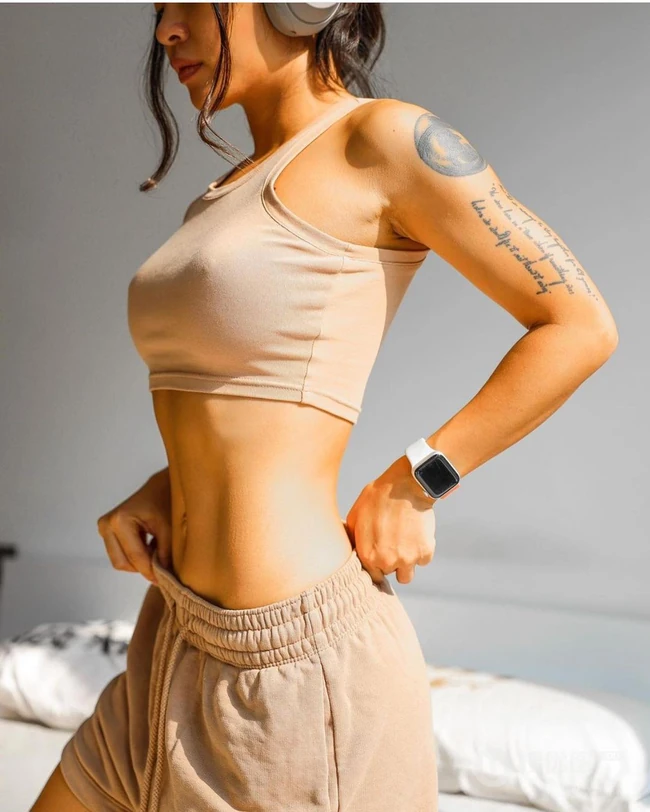 越南网红女生大搜罗，不同风格类型的越南女生气质自拍，生活照图片图集欣赏