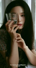 范冰冰白色波点衬衫红裙穿搭笑容灿烂天台写真图片
