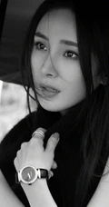 杨幂明媚娇艳，柔情满满一个人超美秋意写真图片