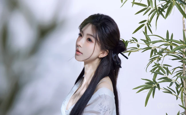 温往事，共交杯，温婉优雅古装汉服女生柔美写真套图