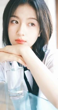 李兰迪青涩学生装白衬衫清新写真照