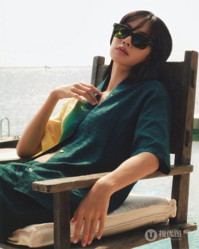 泰国女星lisa（拉莉莎‧马诺芭）青春夏日海边浪漫清凉写真图集