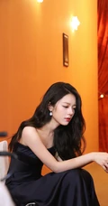 赵今麦紧身肩带礼裙长裙展现成熟美好看活动照片图集