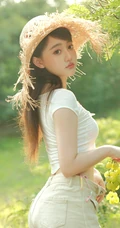 听风，懂你，我在公园等你，夏日气质短裤女生户外游玩随心超美写真图片
