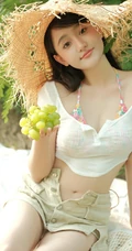听风，懂你，我在公园等你，夏日气质短裤女生户外游玩随心超美写真图片