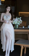 优雅，气质，黑色长发 礼裙长裙礼服装白皙气质女生气质写真图片