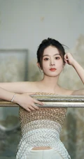 赵丽颖一袭礼裙礼服长裤清丽脱俗欧式风格写真图片