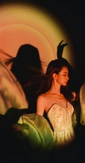 戚薇乘风2024图鉴写真