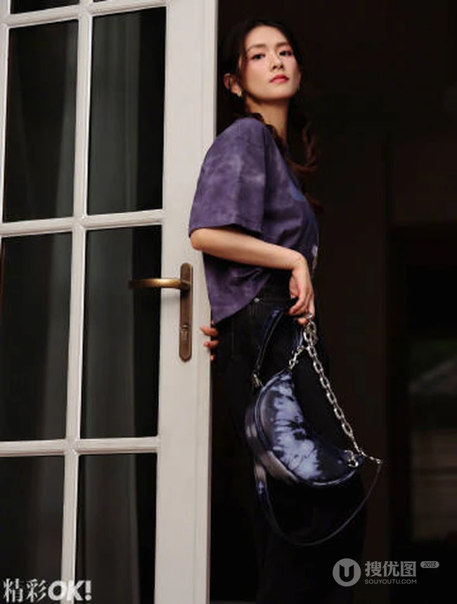 陈昊宇静谧庄园封面写真，多套服饰展现时尚风姿