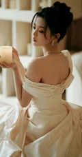 杨超越气质低领裙装穿搭显清新优雅身形气质写真图片