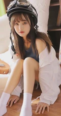 吉他女孩室内写真日记