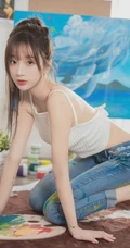 画室里的漂亮动人纤细线条牛仔裤女生可爱写真，你是来画画还是来捣乱的呀！