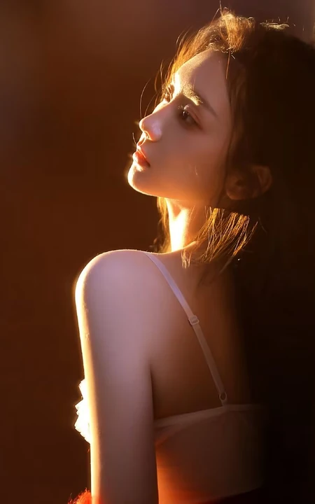 令人无法抵挡的气质高颜值浪漫女生红衣下的风格家居服魅力室内写真图集