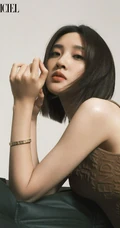唐艺昕多套魅力着装甜美气质写真杂志图片