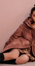欧阳娜娜多款时尚秋冬装穿搭少女闺房写真美照