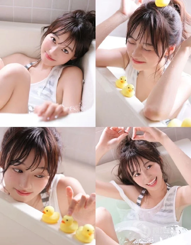 湿漉漉少女甜美室内，斑马纹泳装动人气质，纤细线条气质女生写真