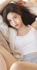 一看就喜欢的女生诗萌儿沙发写真，颜值高，身段好，怎么摆拍都好看